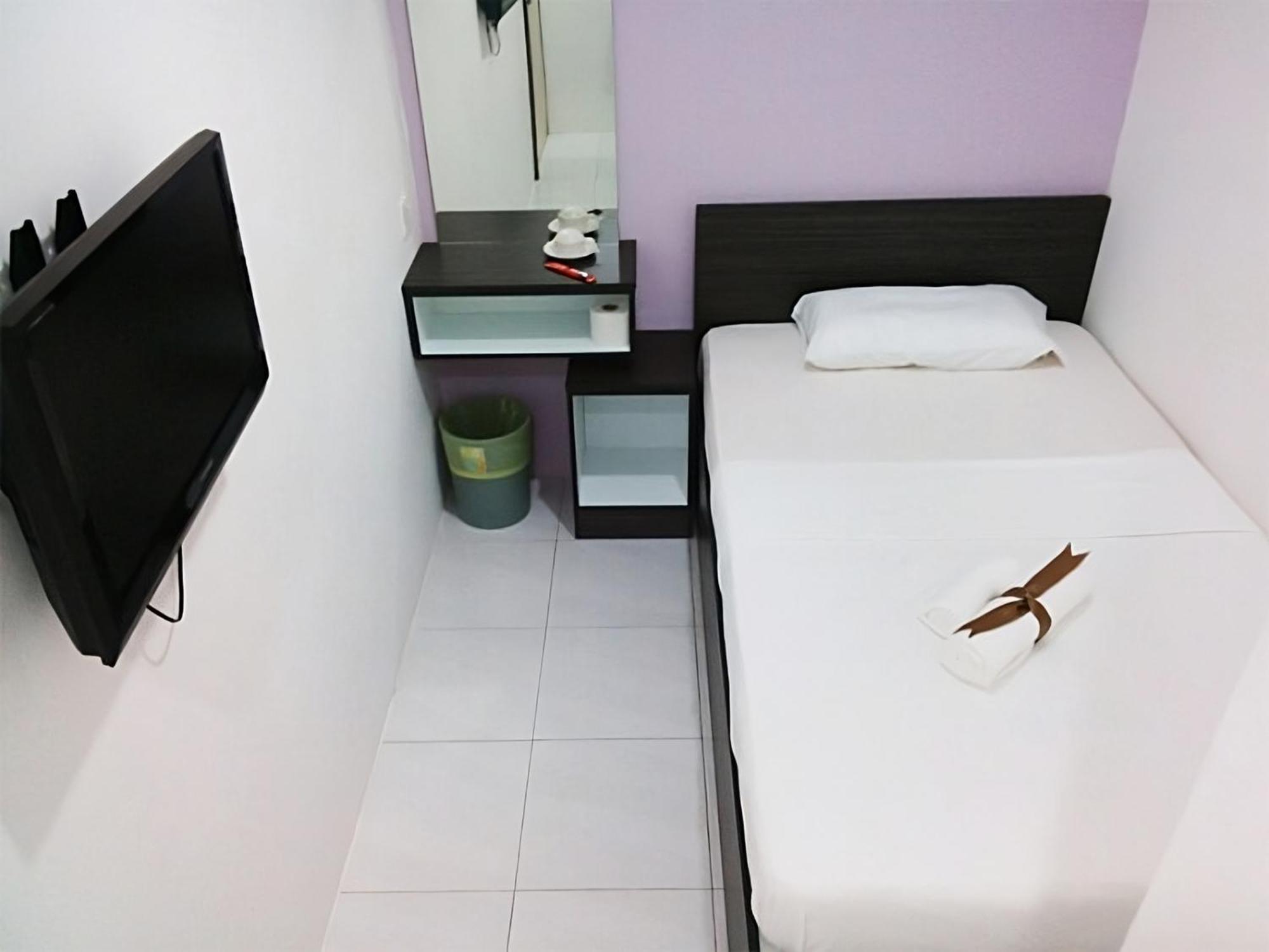 Hotel Checkedinn Ипох Экстерьер фото
